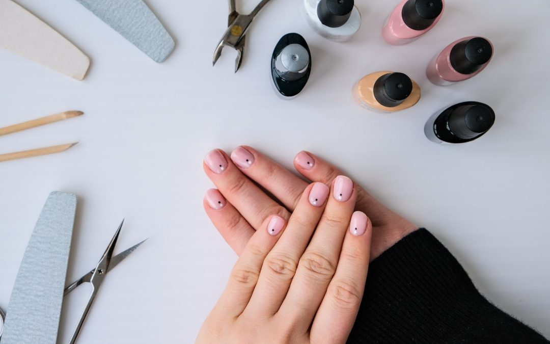 The Beauty of Simplicity: Tips for Maintaining Naturally Clean Nails