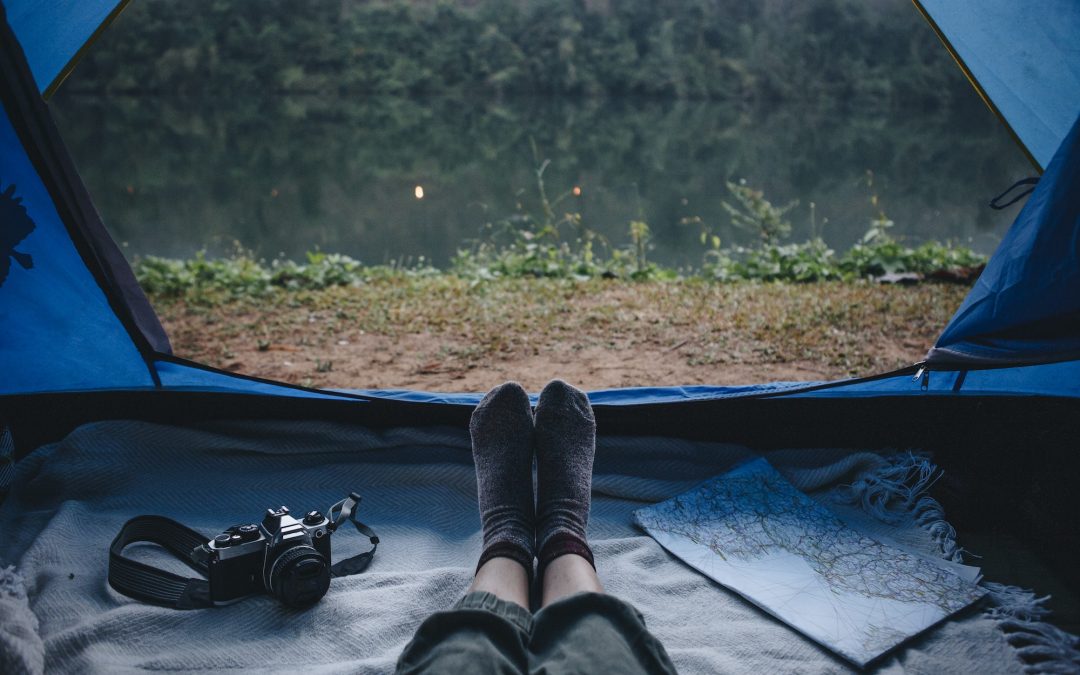 Beginner’s Guide to Camping: Essential Gear and Tips for a Memorable Experience